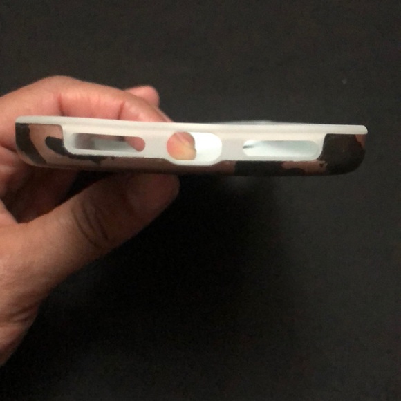 iPhone X and iPhone XS Case - Picture 3 of 4